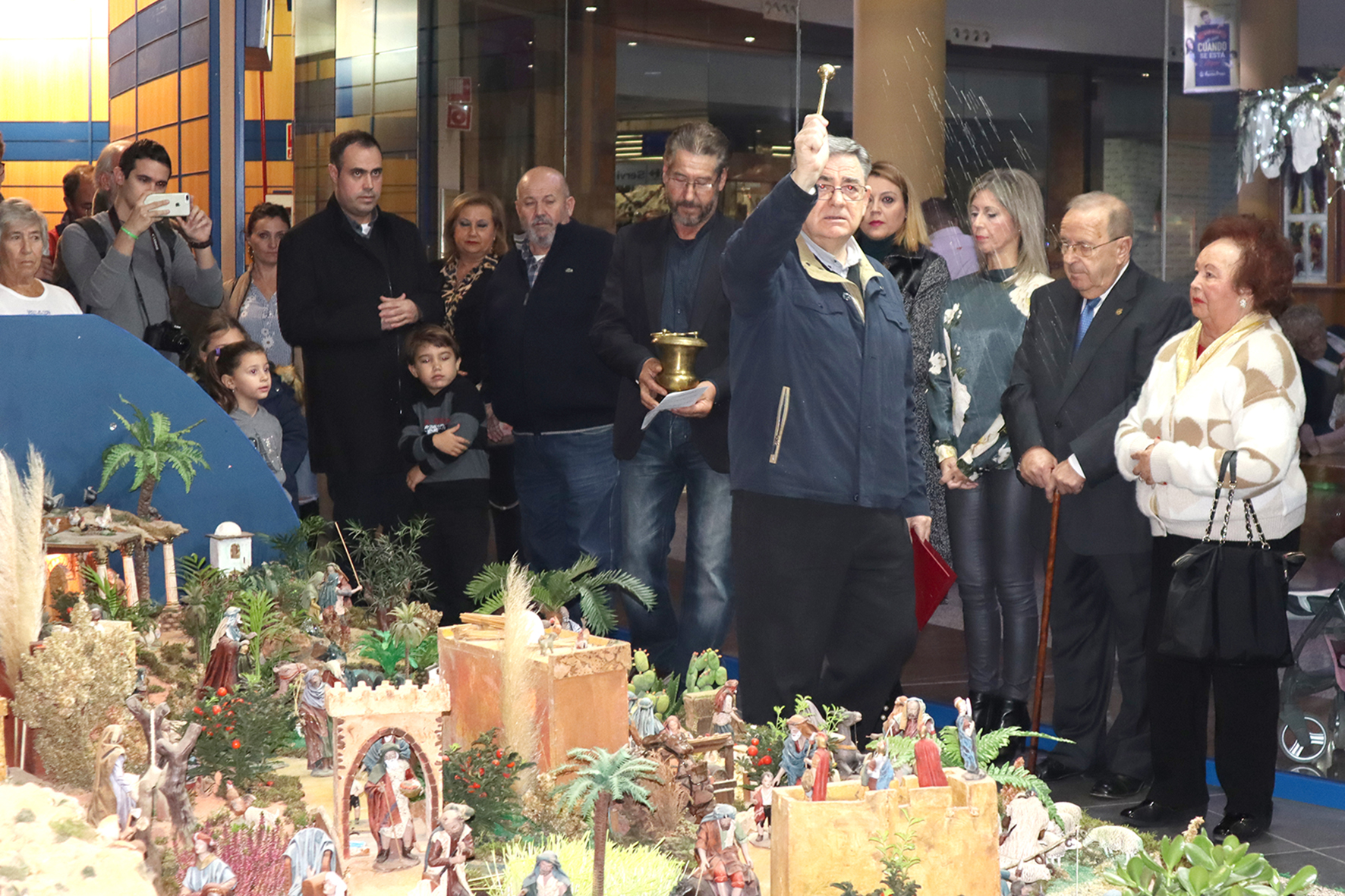 EL BELÉN MUNICIPAL ABRE SUS PUERTAS EN CENTRO COMERCIAL ÁGUILAS PLAZA